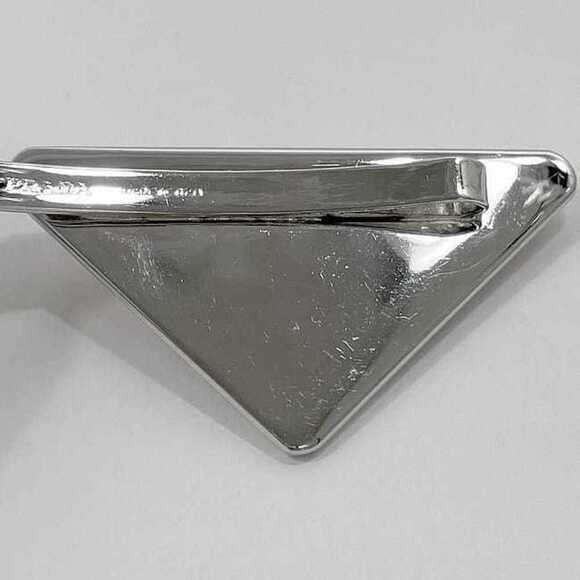 PRADA Red - Picture 8 of 10